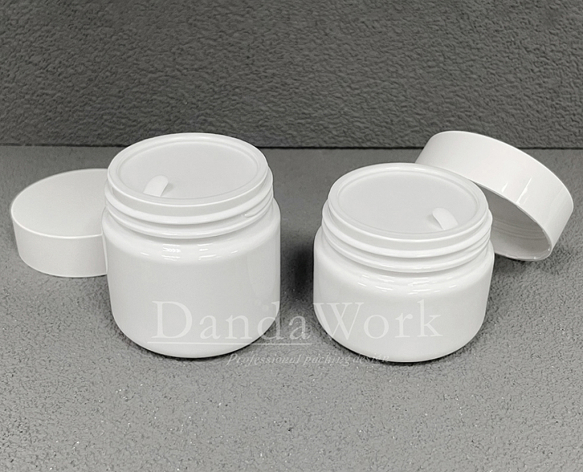 PQC/PGC 光面塑膠霜瓶