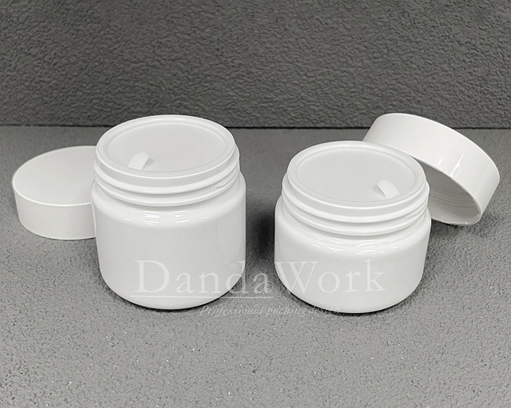 PQC/PGC 光面塑膠霜瓶